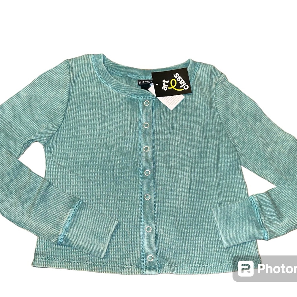 LAST CHANCE / Art Class thermal Henley shirt. NWT. Sage / Vintage green. medium